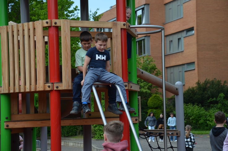 Spielturm, Schüler