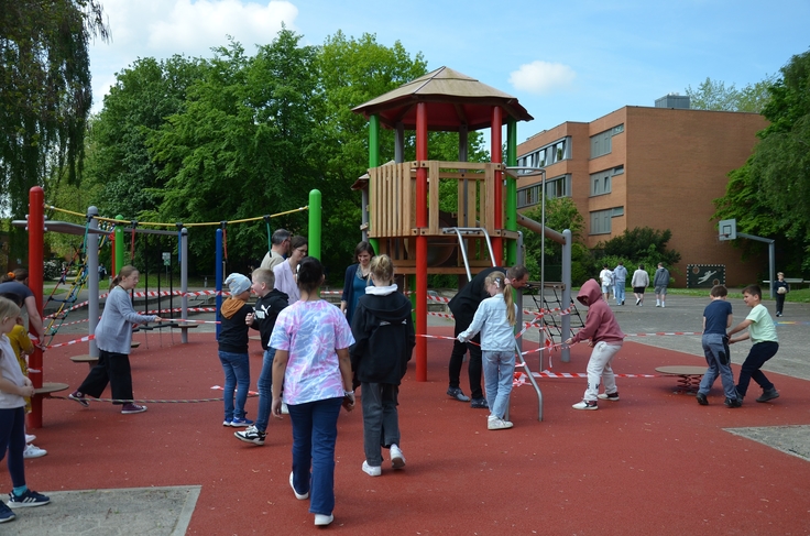 Spielturm, Schüler