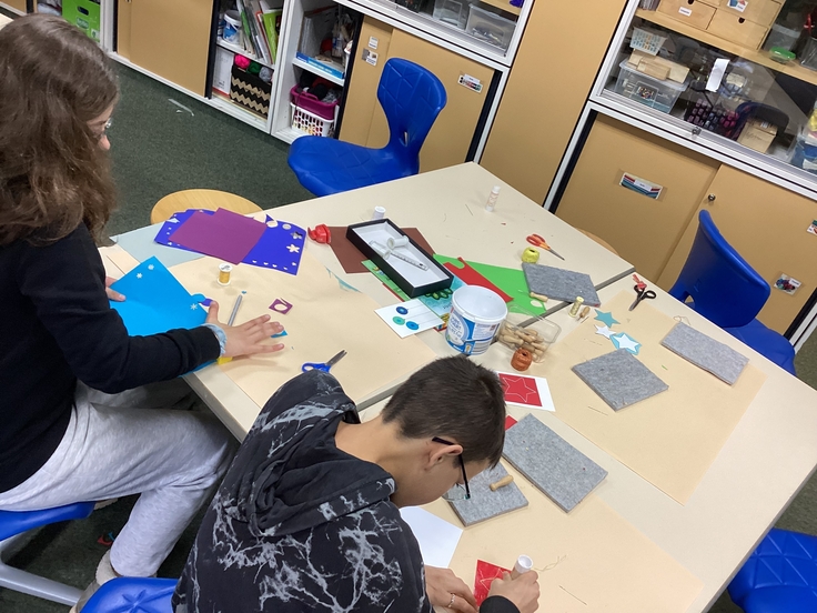 Wünschebaum Aktion für das Bischof-Lilje-Altenzentrum