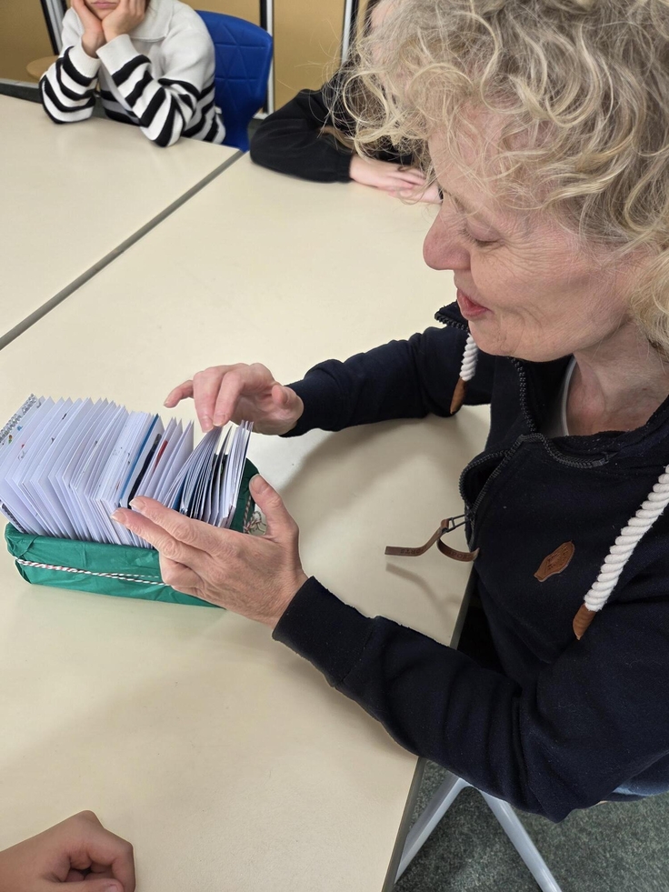 Wünschebaum Aktion für das Bischof-Lilje-Altenzentrum